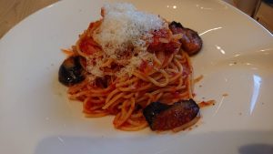 茄子と3種のトマトソース