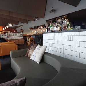 ブルーターミナルの店内