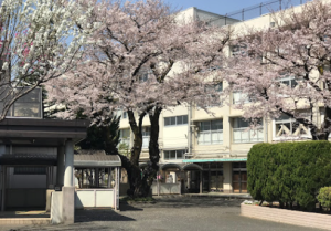 練馬区立大泉学園中学校の外観