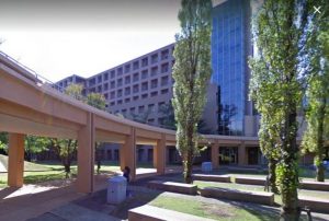 東京外国語大学