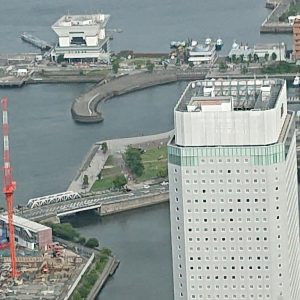 67階から見下ろした「象の鼻」