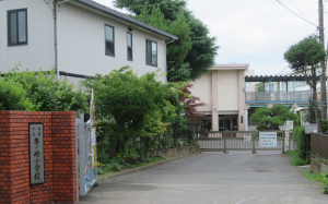 茅ヶ崎小学校の外観