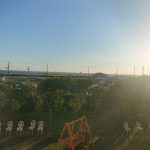 部屋の窓から見える景色