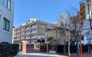 目黒日本大学高校の外観