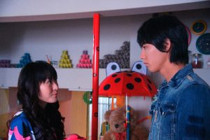 映画『銀色の雨』で初主演を務める賀来賢人