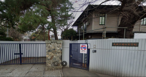 成城学園初等学校の外観