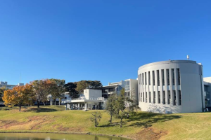 慶應義塾大学湘南藤沢キャンパス の外観