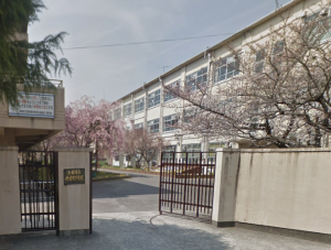 京都市立修学院中学校の外観