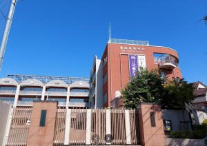 堀越高等学校の外観