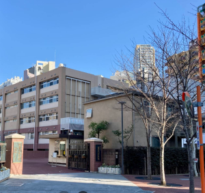 目黒日本大学中学校・高等学校の外観