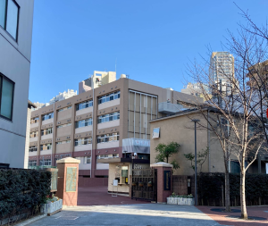 目黒日本大学中学校・高等学校の外観