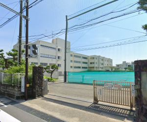 茅ヶ崎市立西浜中学校の外観