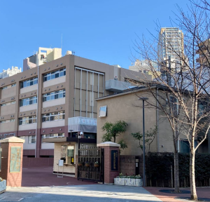 目黒日本大学中学校・高等学校の外観