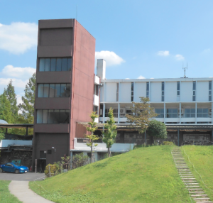 和光大学の外観