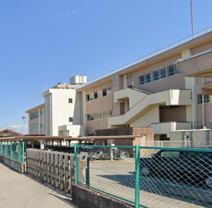 宇都宮市立横川中学校の外観