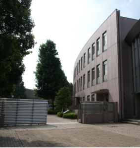 早稲田実業学校初等部の外観