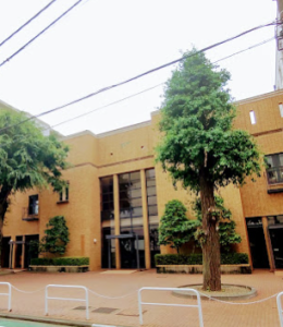 女子学院中学校の外観