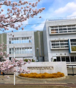 千葉市立花園中学校の外観