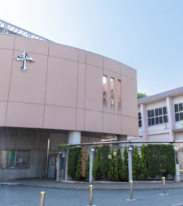 聖ドミニコ学園小学校の外観