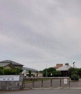 つくば市立谷田部中学校の外観