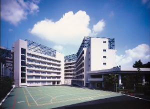 安田学園高等学校の外観 