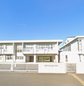 香取市立山田小学校の外観