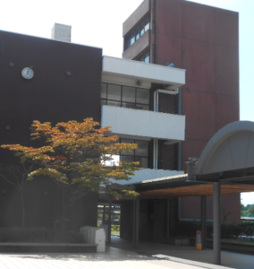 和光大学の外観